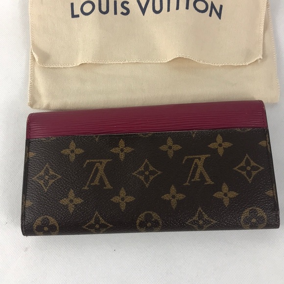 💄Gorgeous💄Louis Vuitton epi wallet - Picture 12 of 15